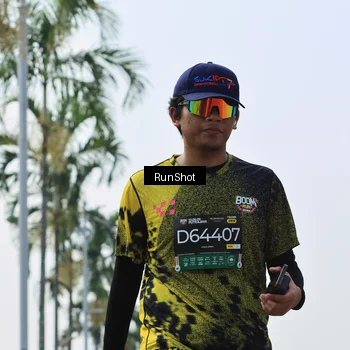 Runner Photo 7057424