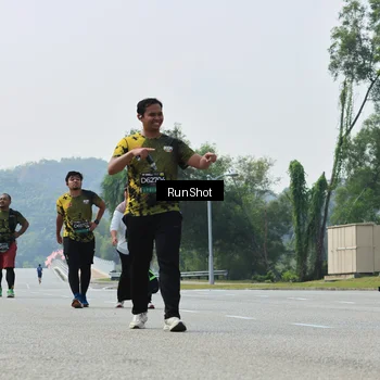 Runner Photo 7057431