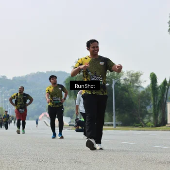 Runner Photo 7057433