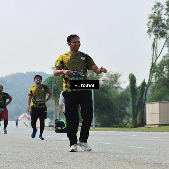 Runner Photo 7057438