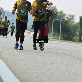 Runner Photo 7057473