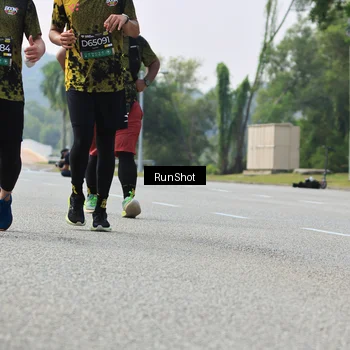 Runner Photo 7057513