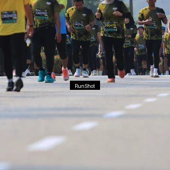 Runner Photo 7057531