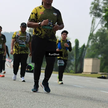 Runner Photo 7057535