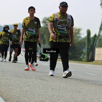 Runner Photo 7057544