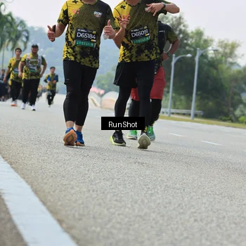 Runner Photo 7057554