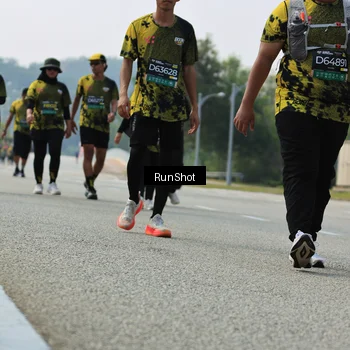 Runner Photo 7057555