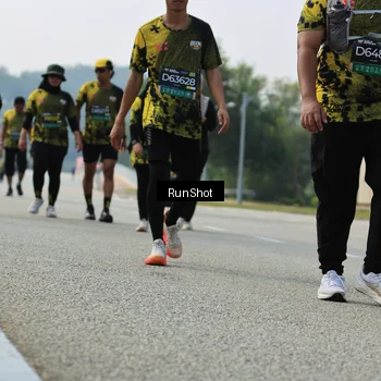 Runner Photo 7057556