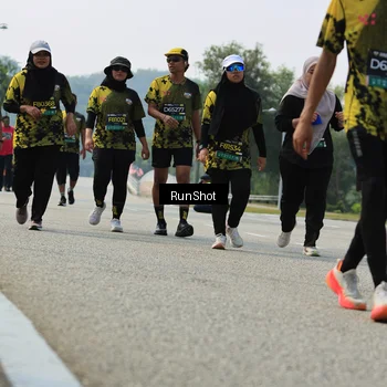 Runner Photo 7057568