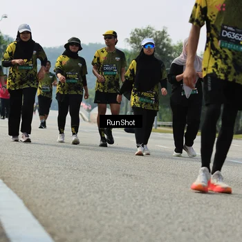 Runner Photo 7057569
