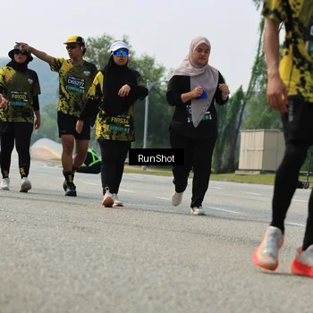 Runner Photo 7057583