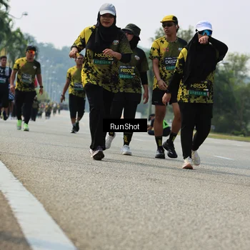 Runner Photo 7057589