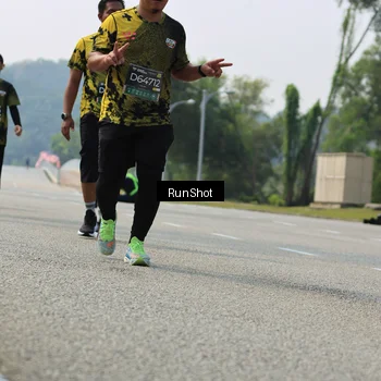 Runner Photo 7057600