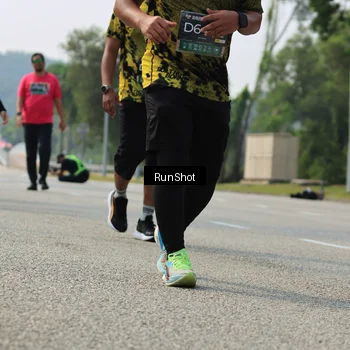 Runner Photo 7057615