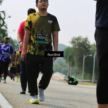 Runner Photo 7057651