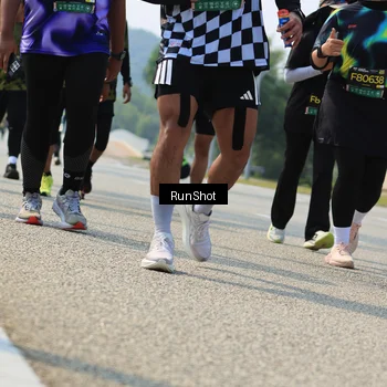 Runner Photo 7057689