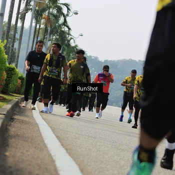 Runner Photo 7057714