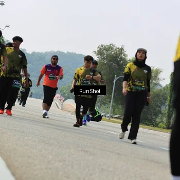 Runner Photo 7057744