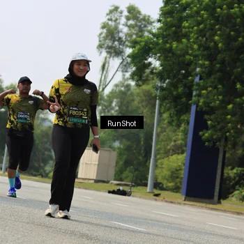 Runner Photo 7057785