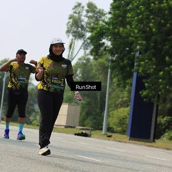 Runner Photo 7057792