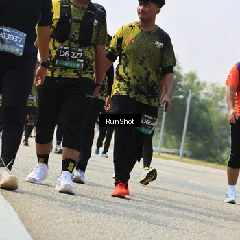 Runner Photo 7057872