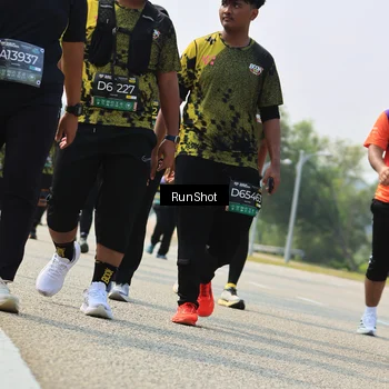 Runner Photo 7057873