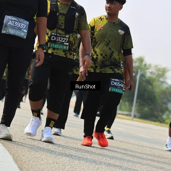 Runner Photo 7057880