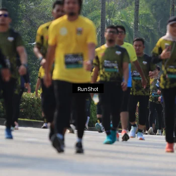 Runner Photo 7057916