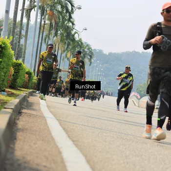 Runner Photo 7057934
