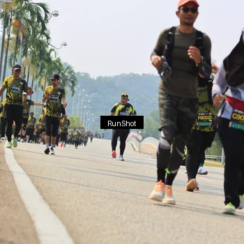 Runner Photo 7057939