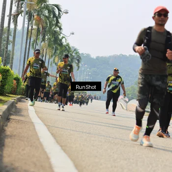 Runner Photo 7057941
