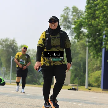 Runner Photo 7057953
