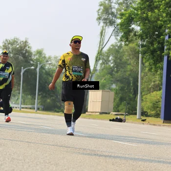 Runner Photo 7057972