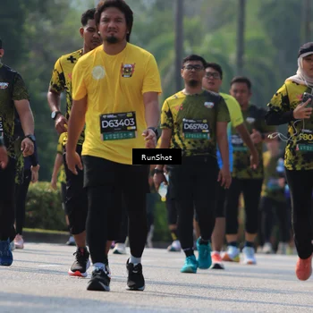 Runner Photo 7057978