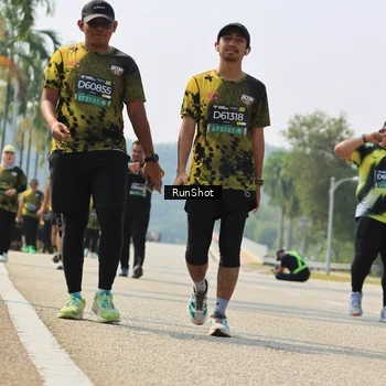 Runner Photo 7057990