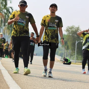 Runner Photo 7057991