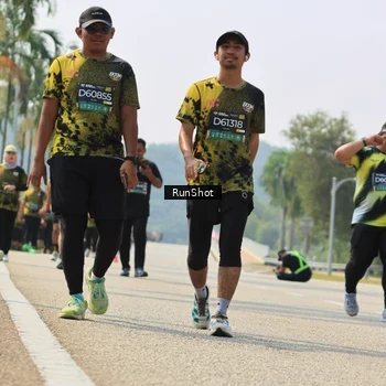 Runner Photo 7057996