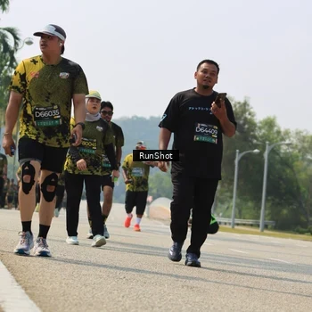 Runner Photo 7058026