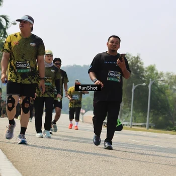 Runner Photo 7058029