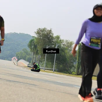 Runner Photo 7058057