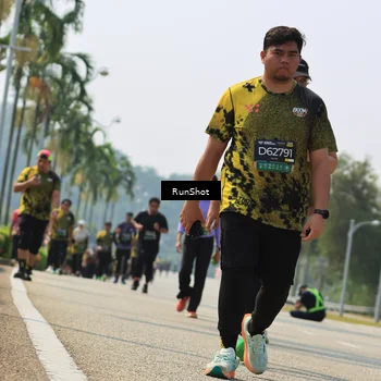 Runner Photo 7058063