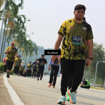 Runner Photo 7058066