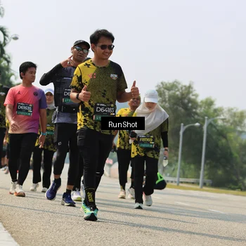 Runner Photo 7058095