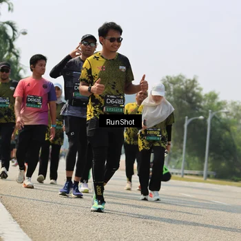 Runner Photo 7058096