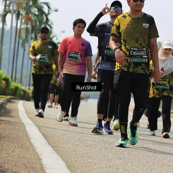 Runner Photo 7058108
