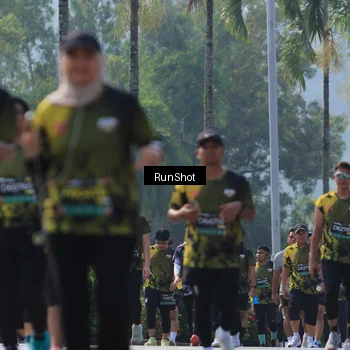 Runner Photo 7058132