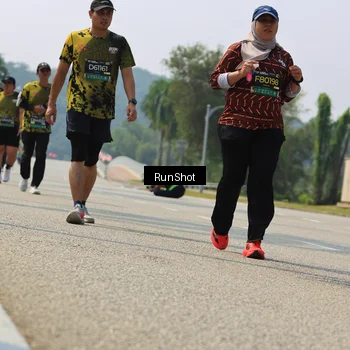 Runner Photo 7058134