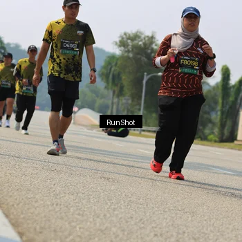 Runner Photo 7058137