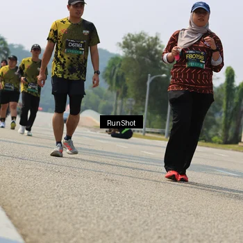 Runner Photo 7058140