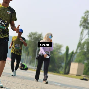 Runner Photo 7058150